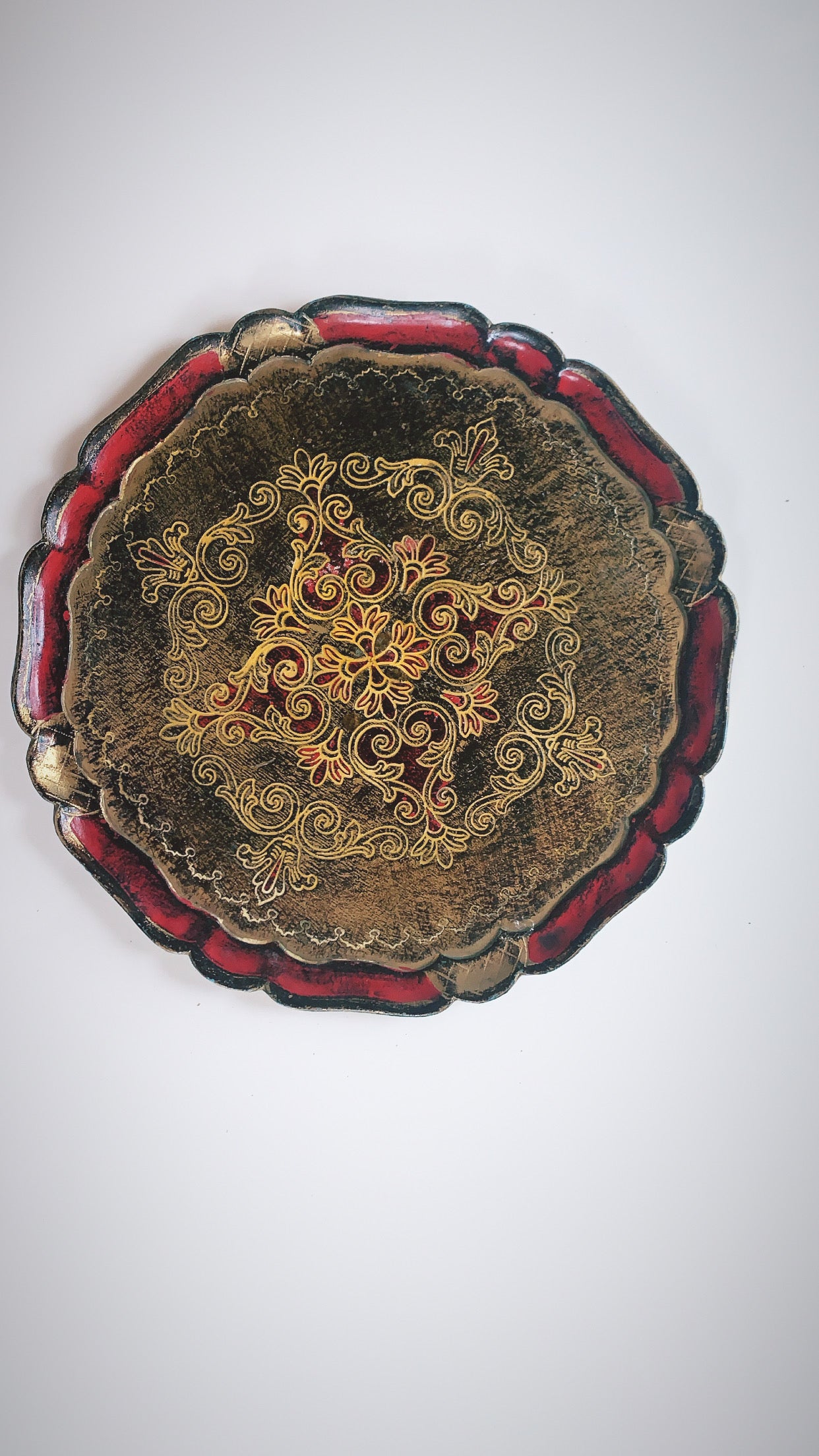 Vintage Florentine Round Tray Red and Gold
